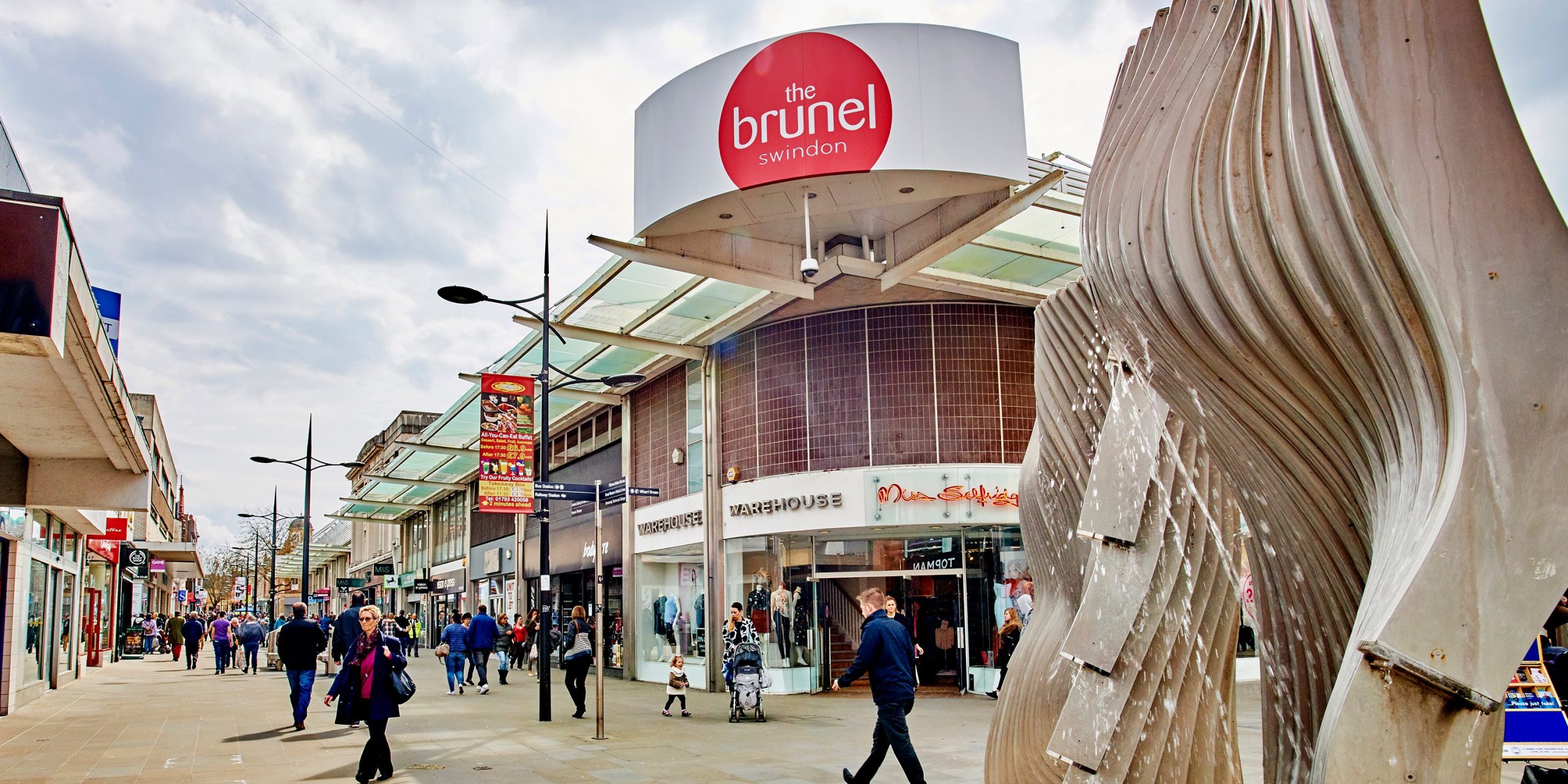 Why Physical Retail Still Matters in an Ecommerce Era – Featured Image