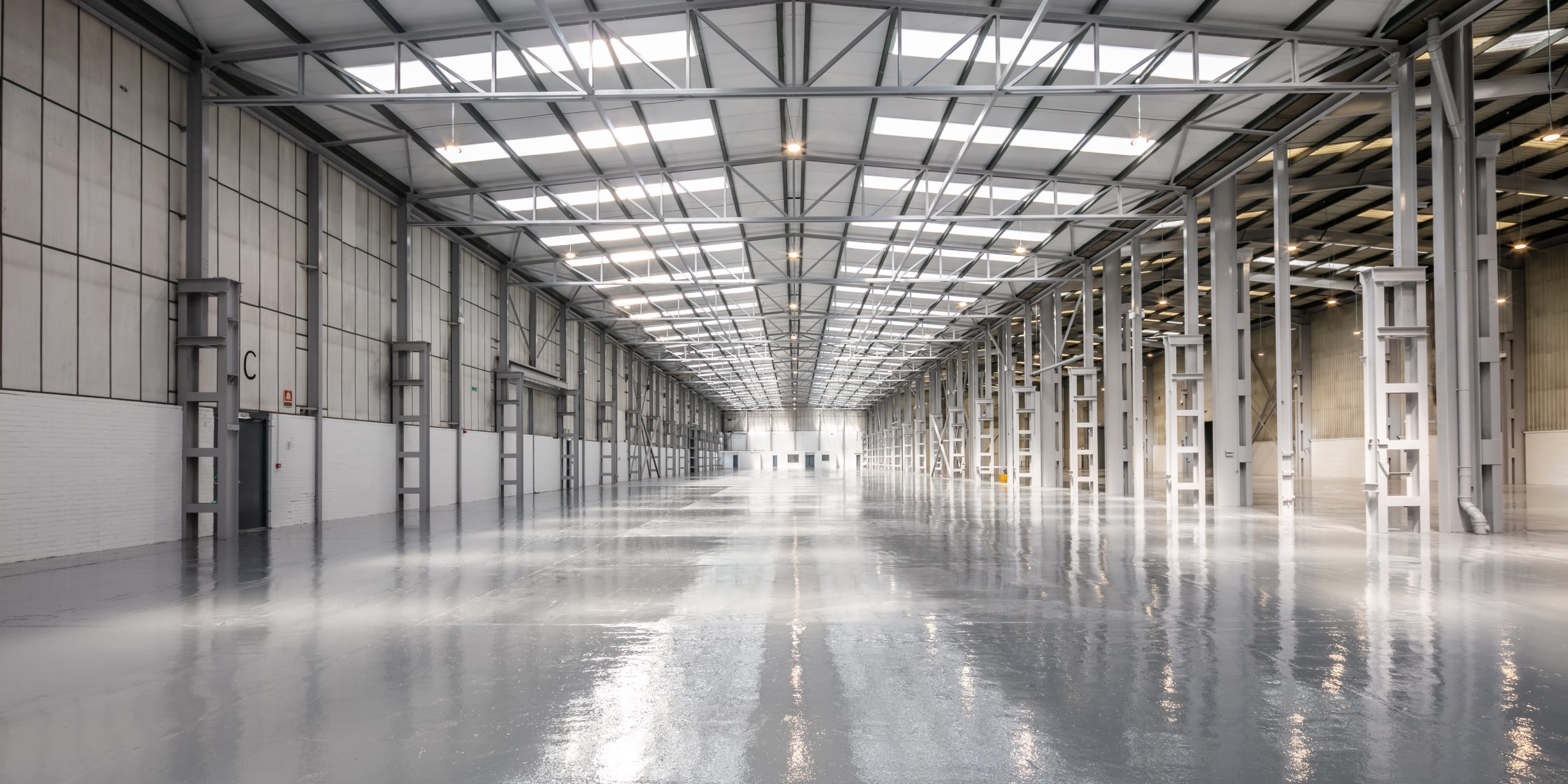Top 10 Factors to Consider When Leasing Industrial Space – Featured Image