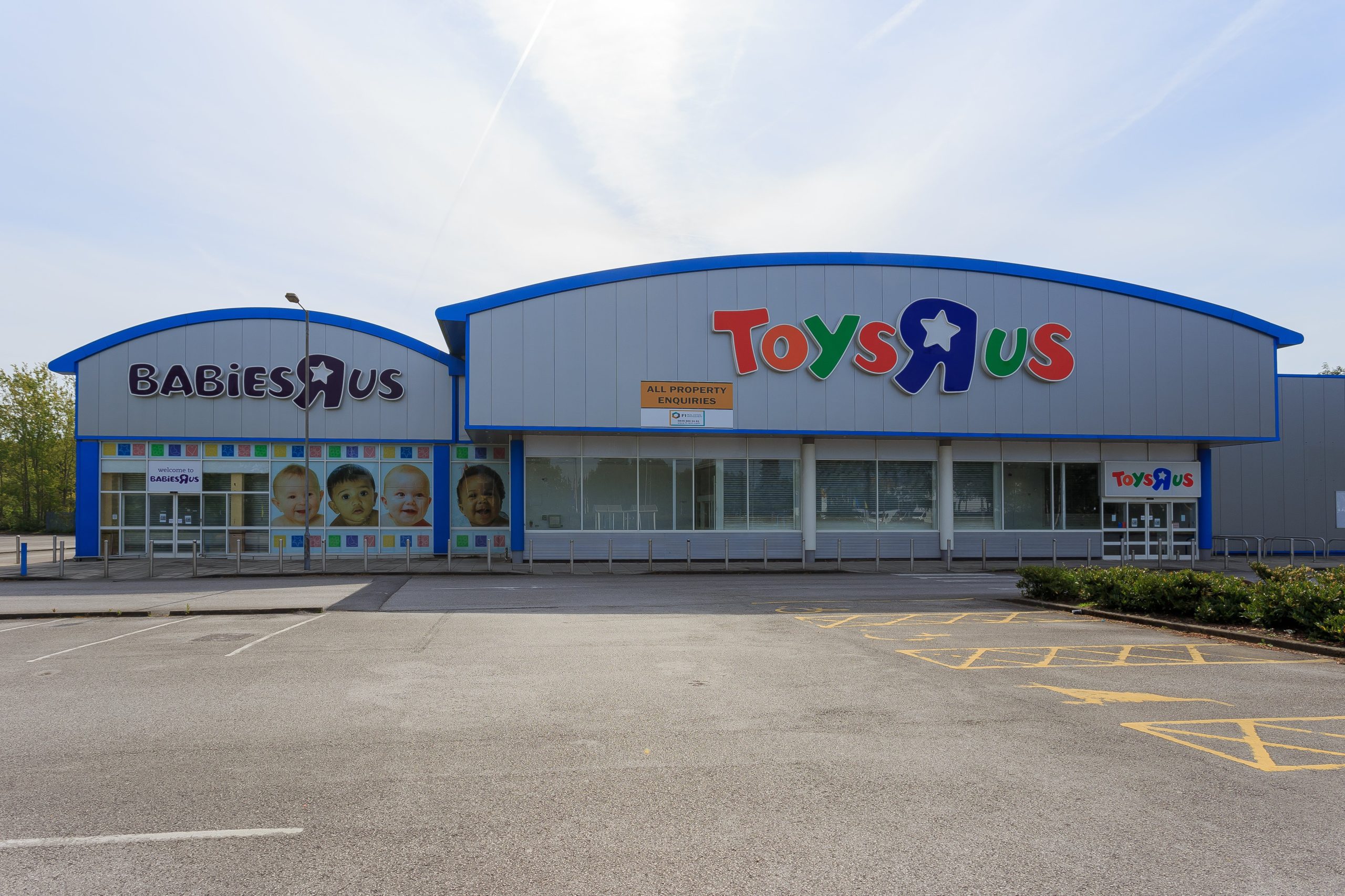 Secure Asset Management of Former Toys ‘R’ Us Portfolio – Featured Image