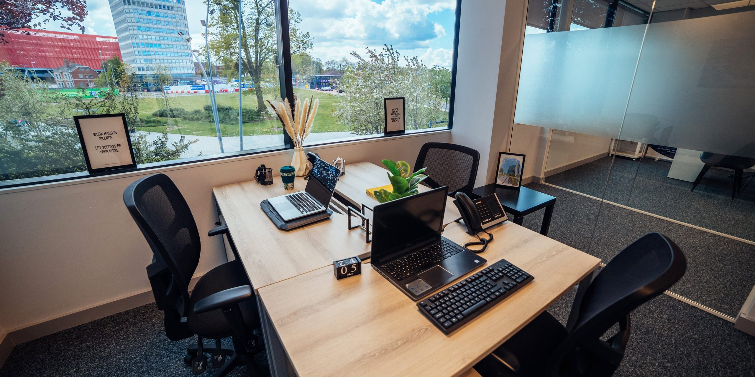 What Kind of Office Do You Need? – Featured Image