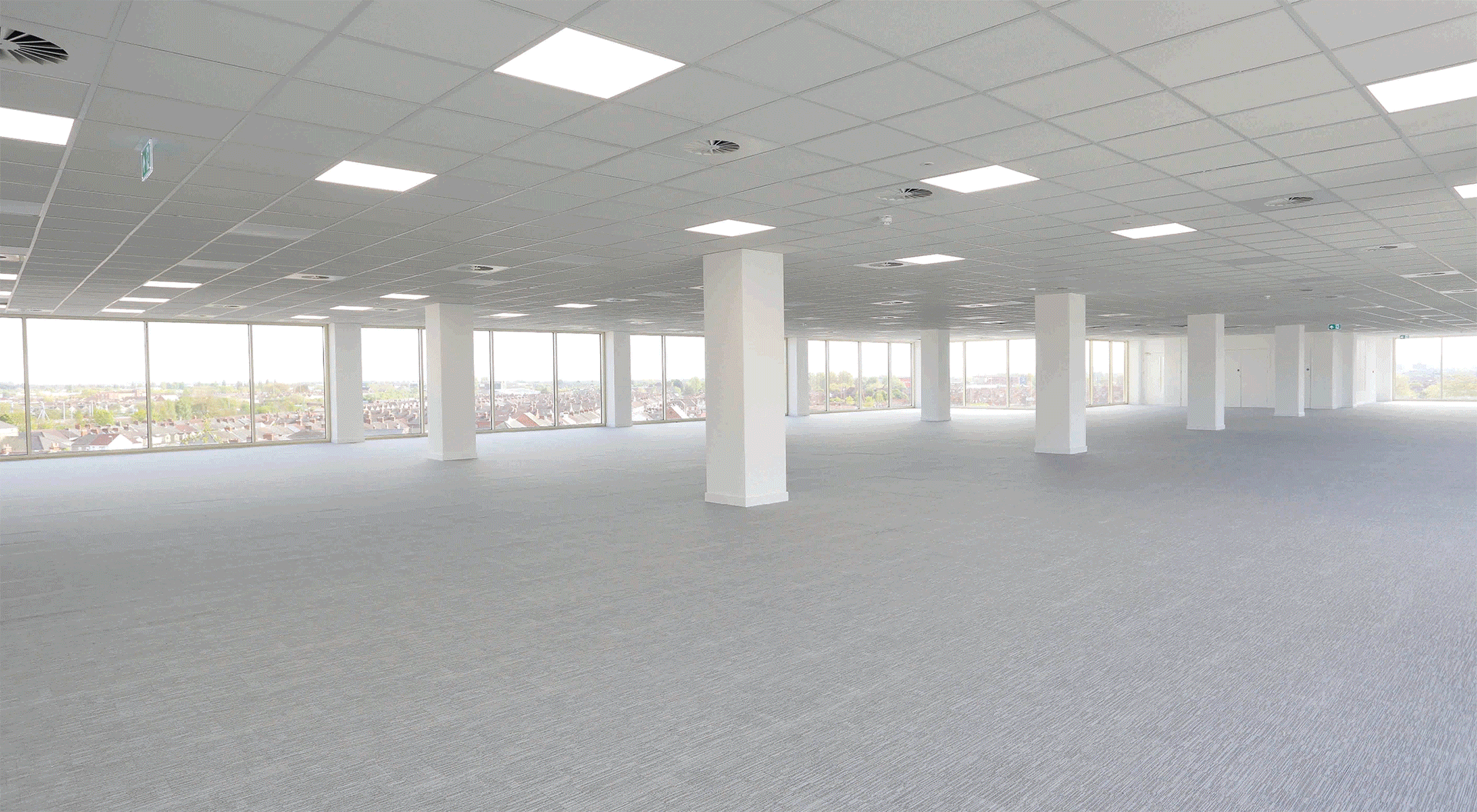 Open Plan Office Vs Closed Office: Which is Best For Your Business? – Featured Image