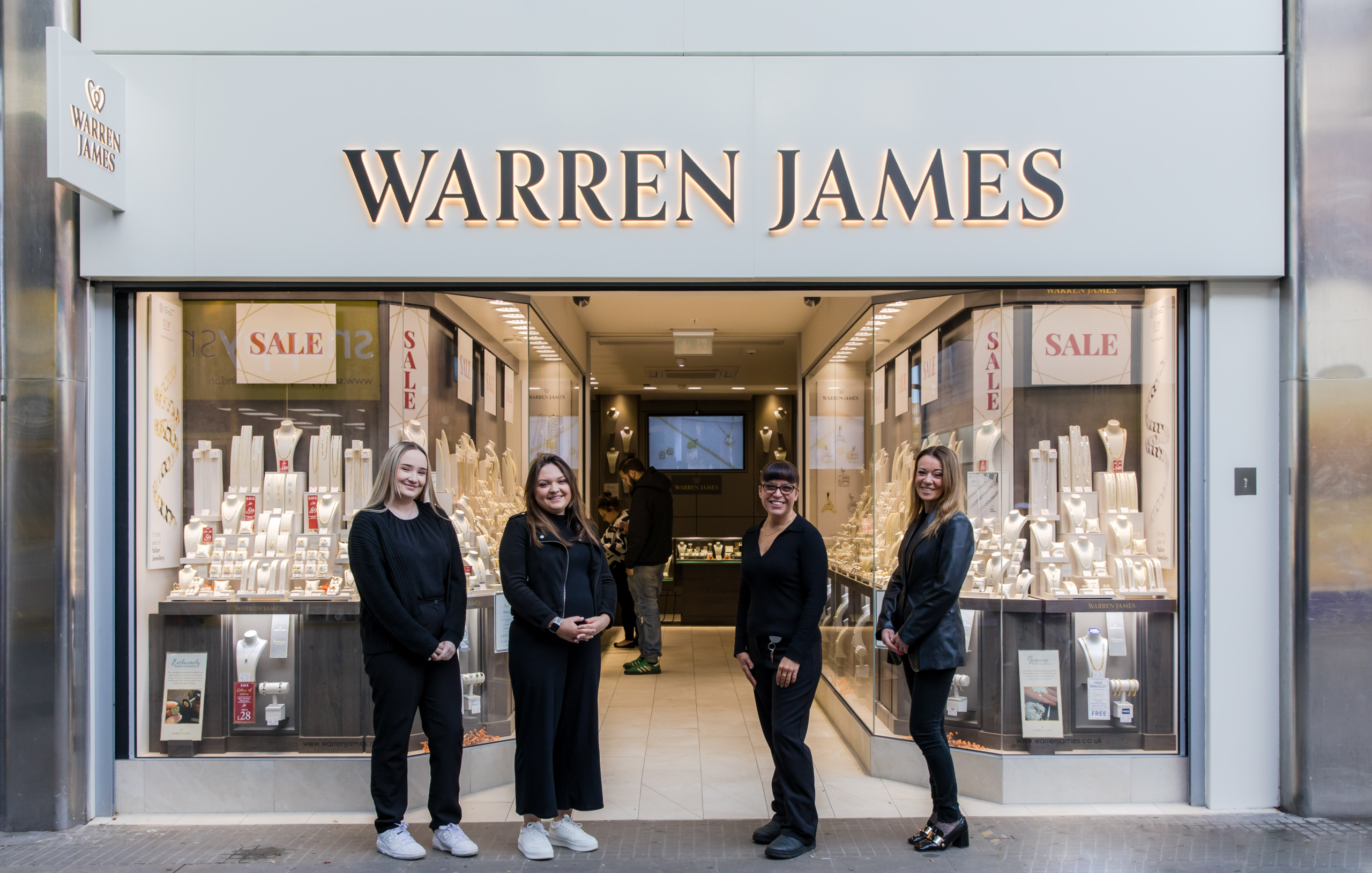 Newly Refurbished Warren James Store Sparkles at The Brunel – Featured Image