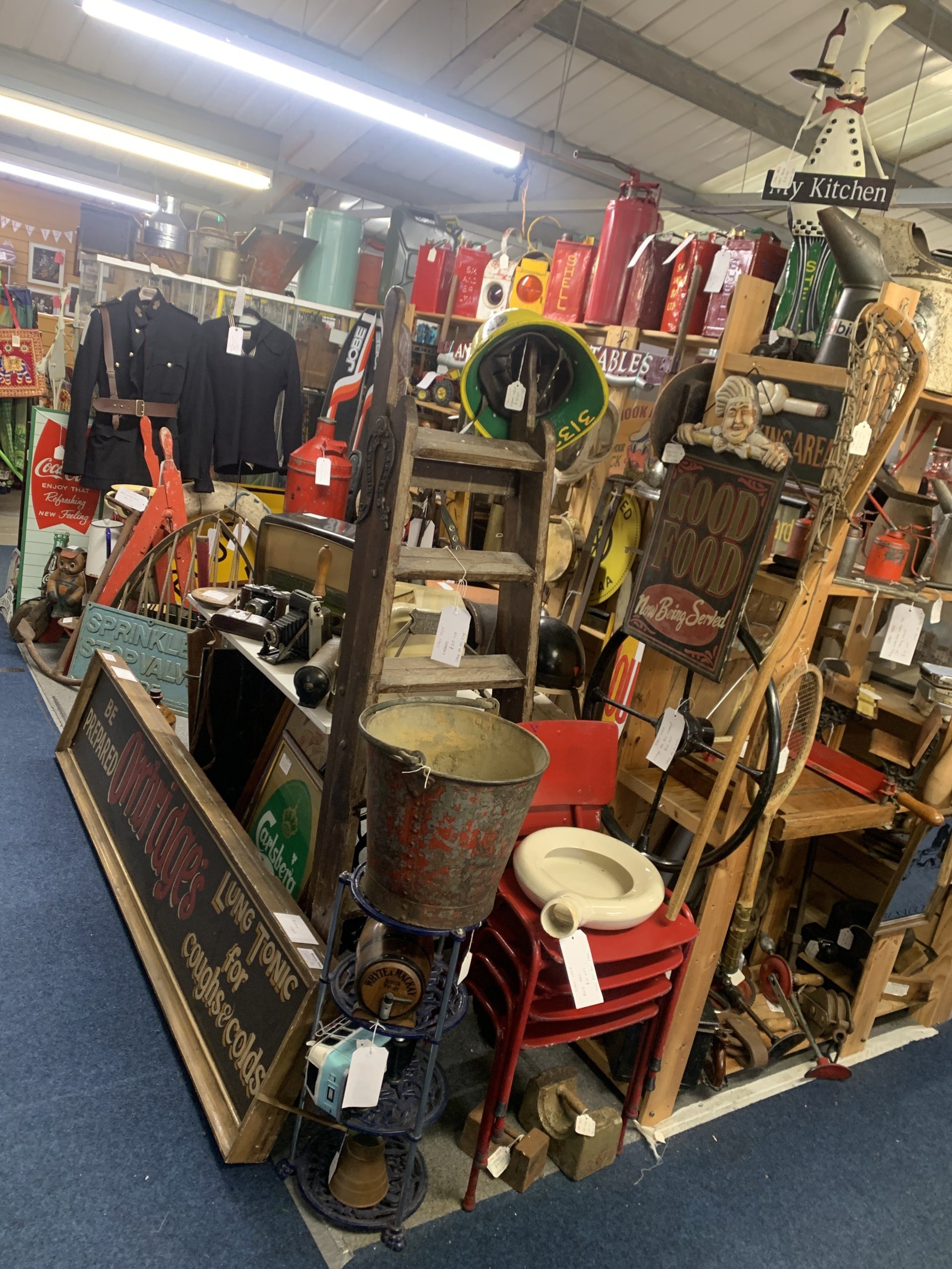 Preserving precious collections: Using self storage for your antiques and collectibles – Featured Image